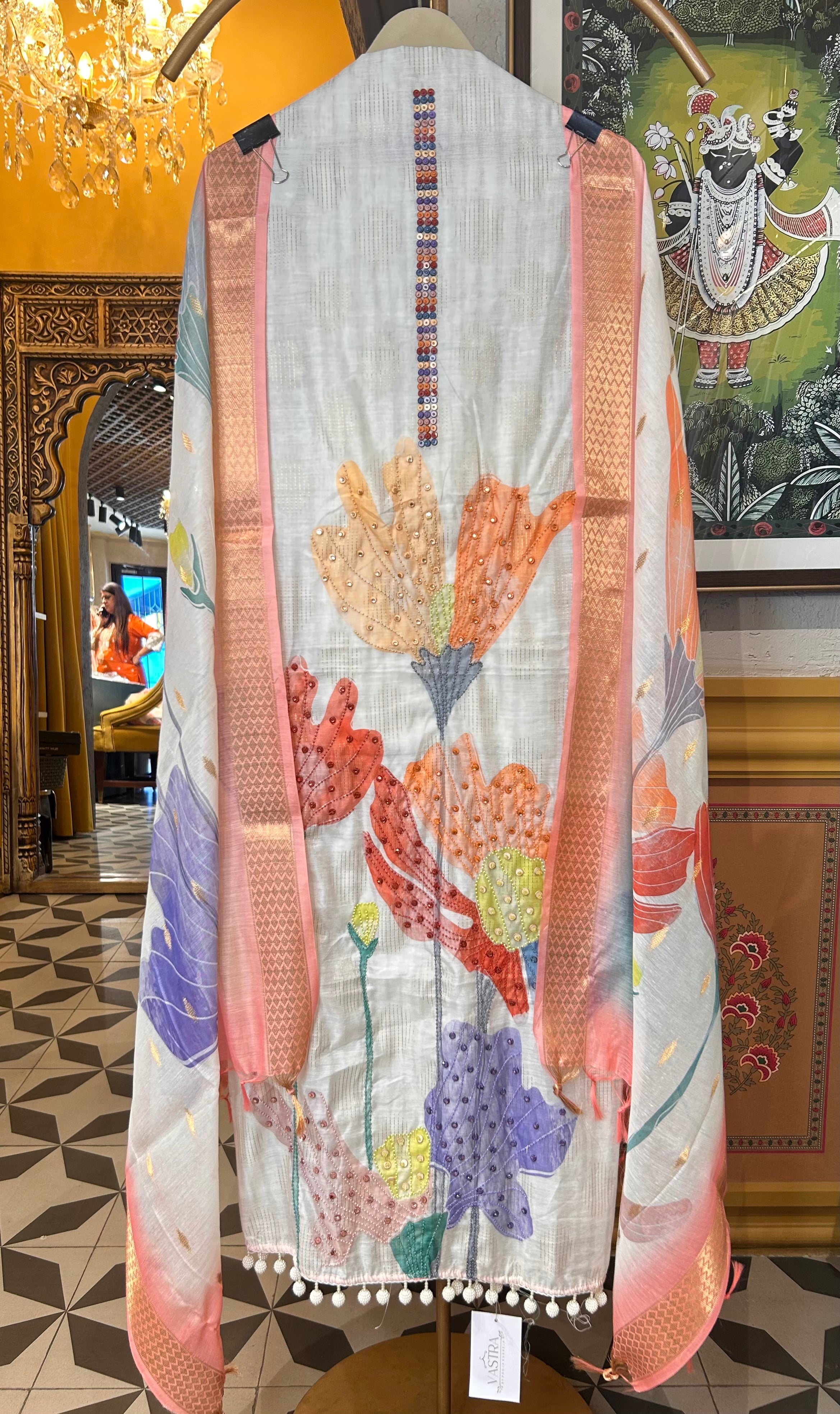 Inaaya Linen Printed Suit