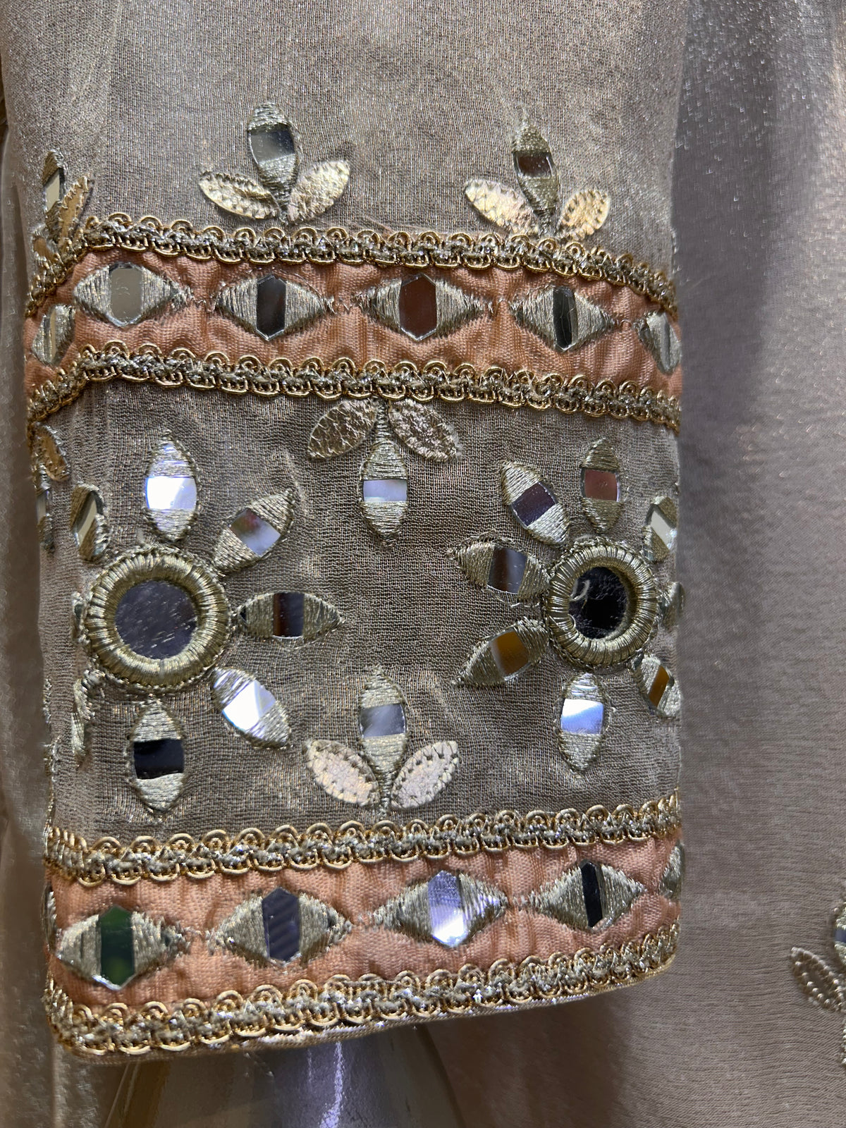 Aaina Rang Mahal Suit