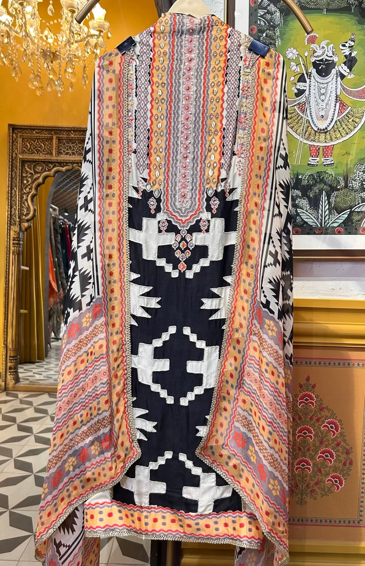 Zarmina Silk Suit (Ivory & Black)