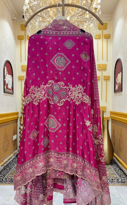 Kiara Zari Crepe Suit