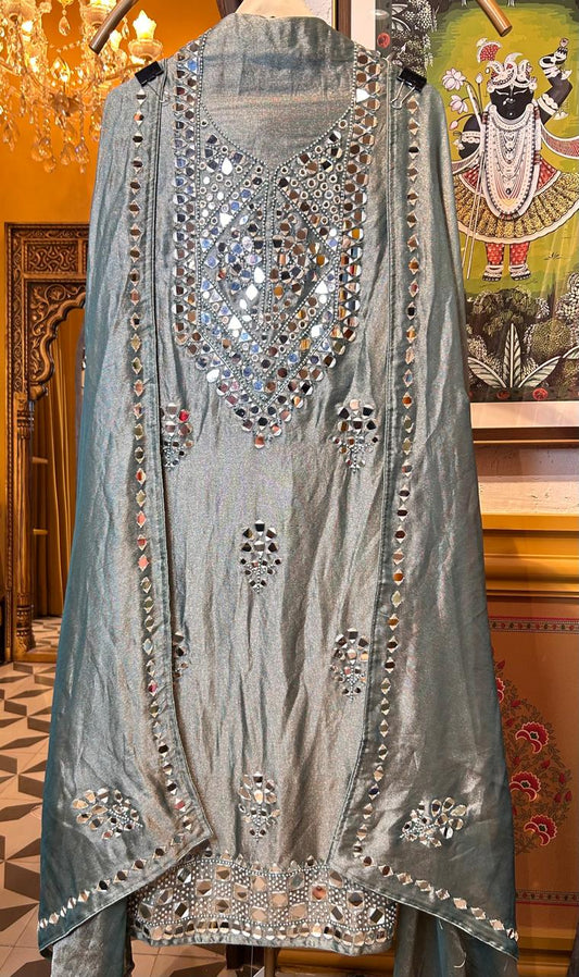 Nooré-Ayaan Suit (Blue)
