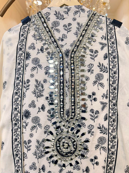 Meher Aaina Thread Suit
