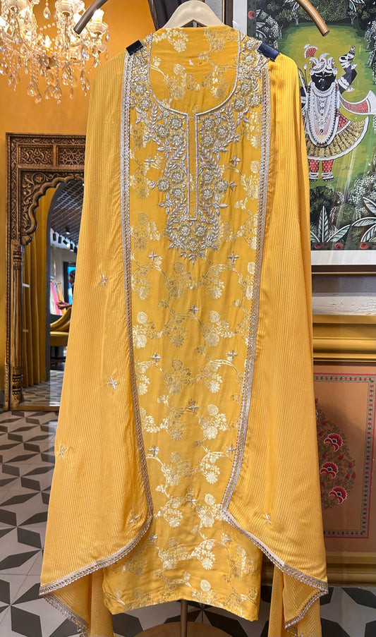 Zarmina Banarasi Suit (Yellow)