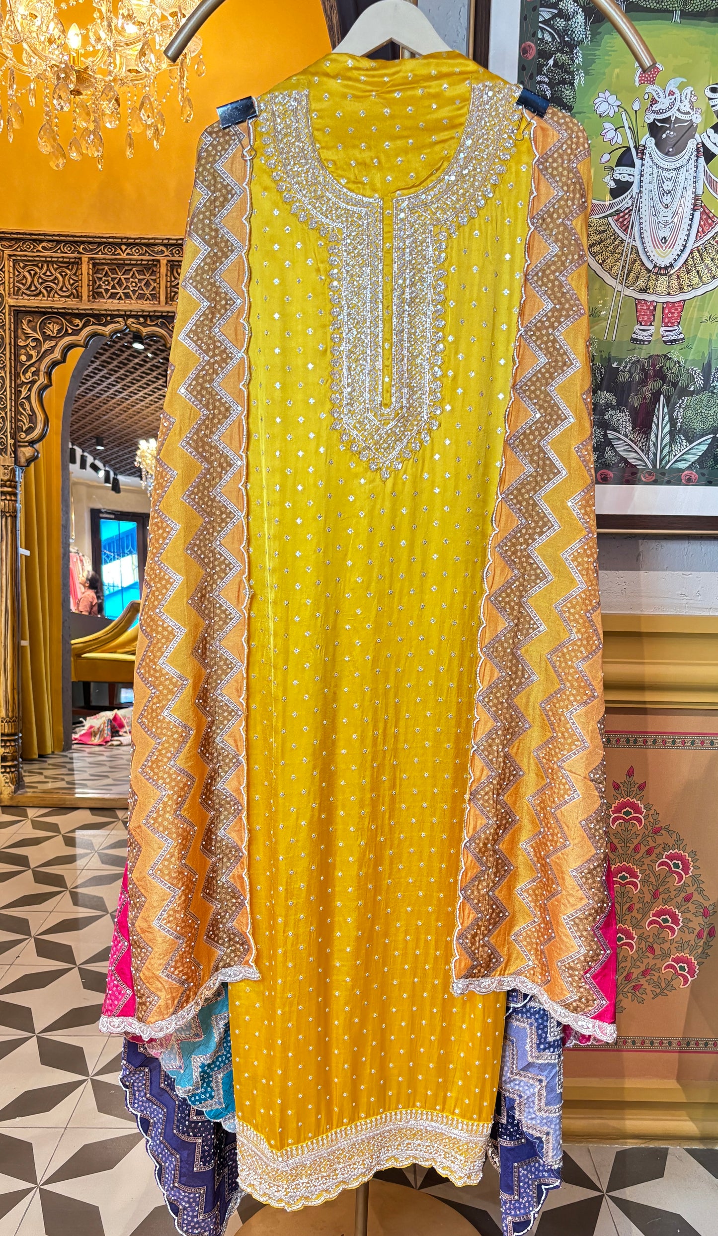 Saanjh Baag Silk Set (Yellow)