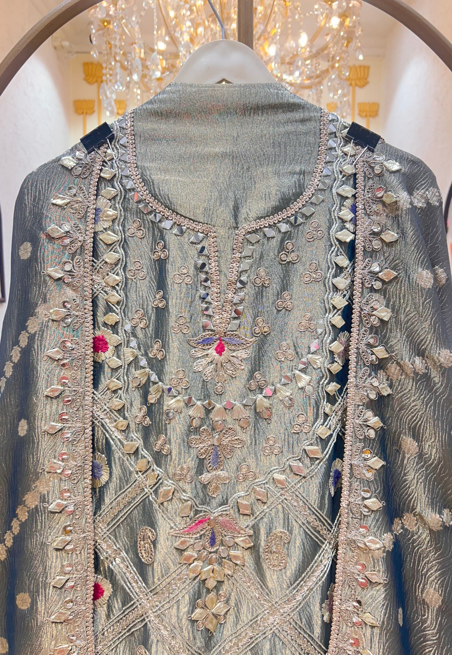 Gulbadan Tissue Suit