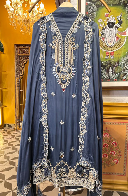 Noor-é-Gulshan (Blue)