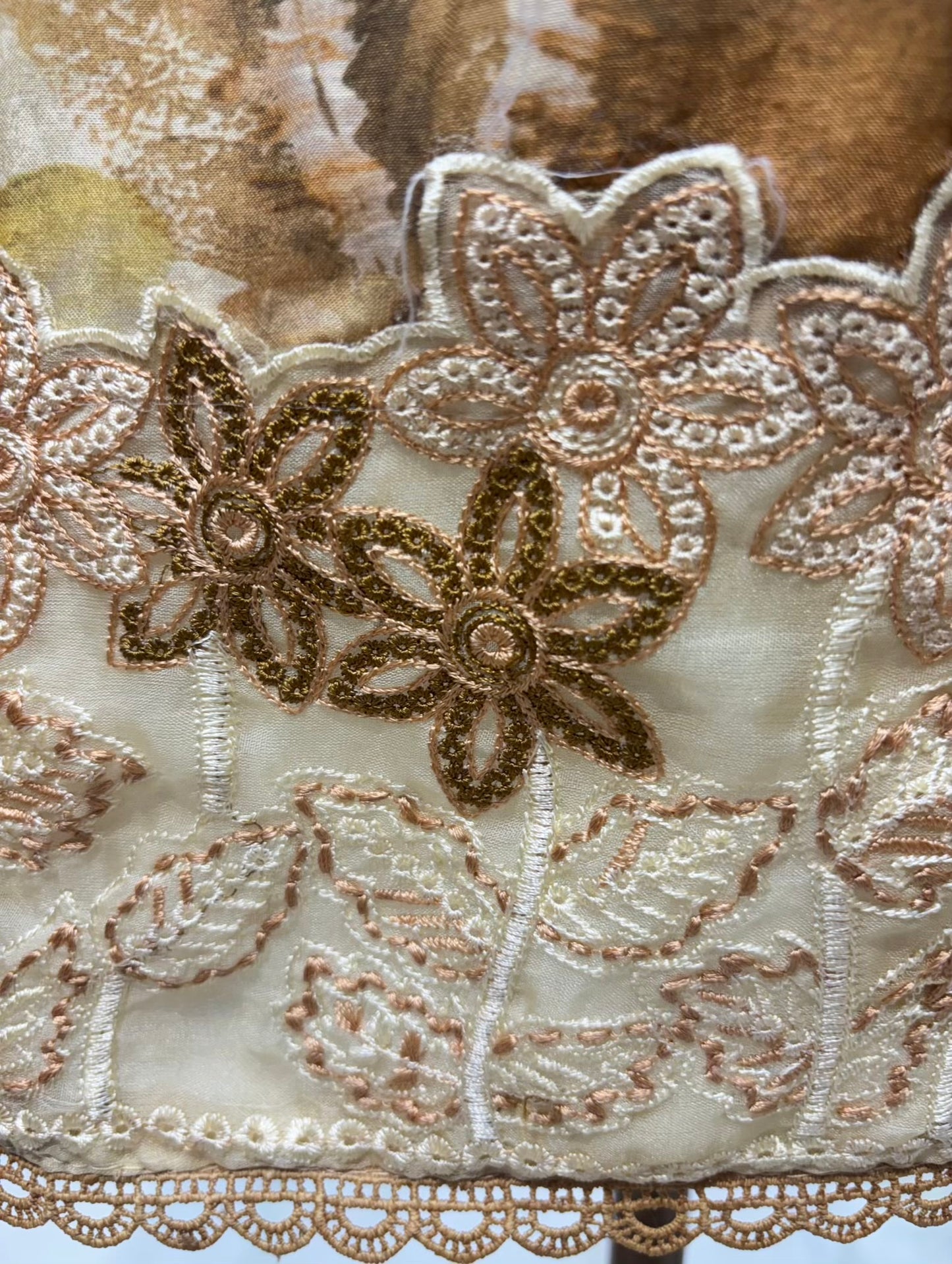 Amaira Muslin Suit