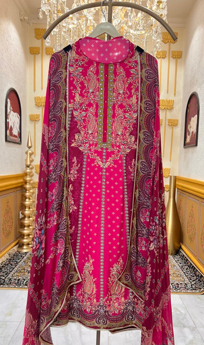 Avnira Crepe Suit (Magenta)