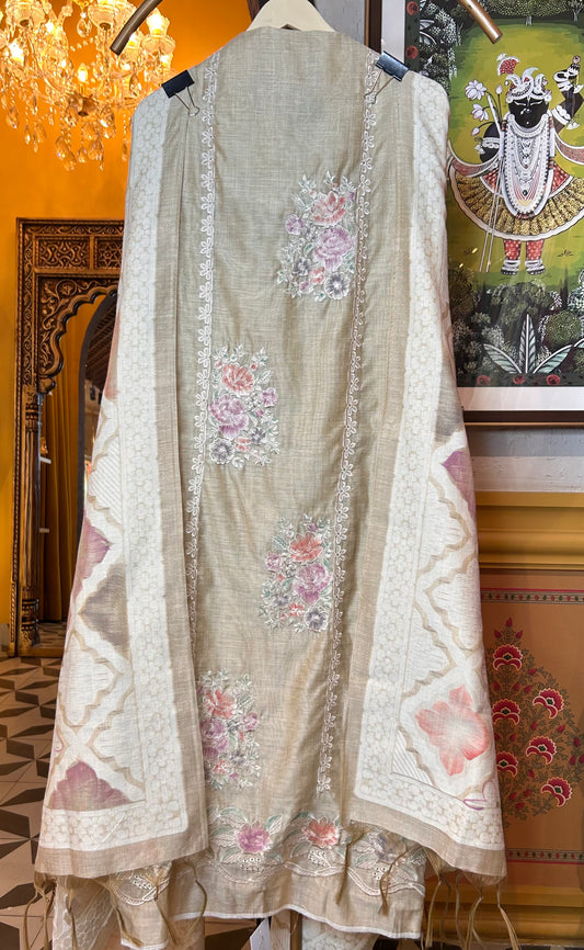 Amaaya Threadwork Suit