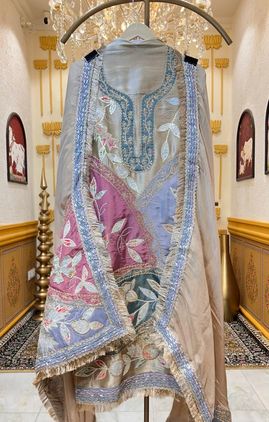 Aafreen Kinari Dori Organza Suit