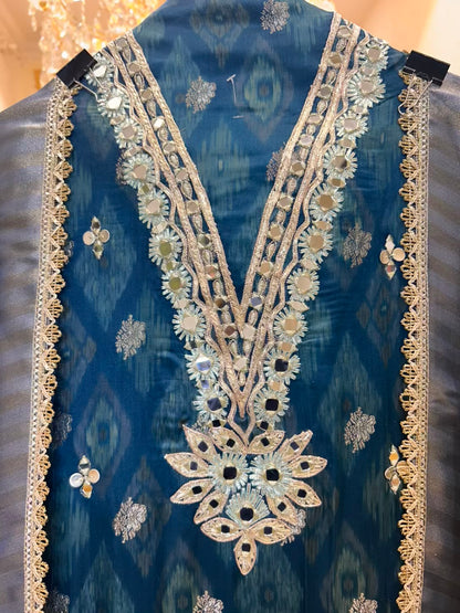 Zarnooré-Modal Suit (Peacock Blue)