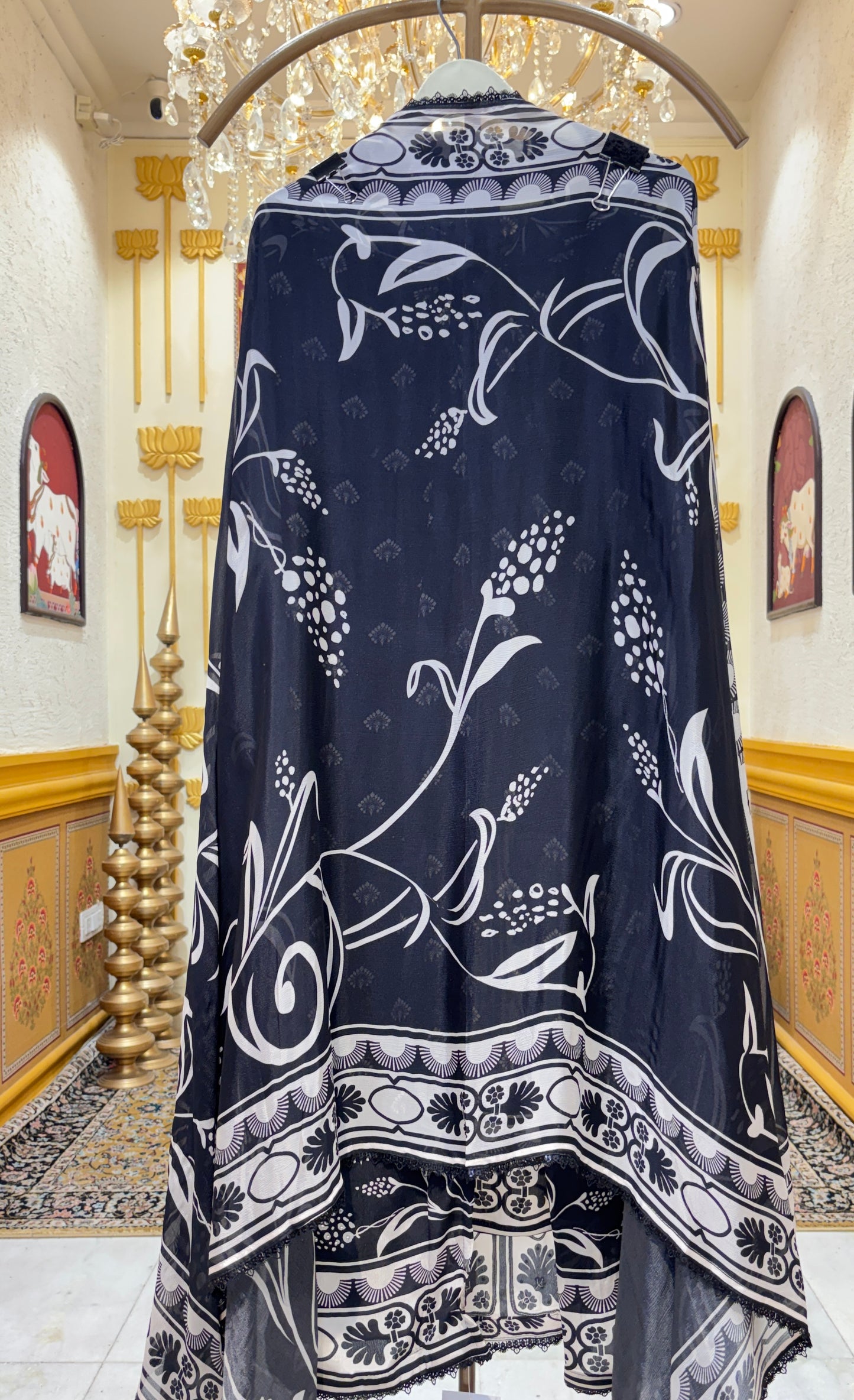 Noor Élan Crepe Suit