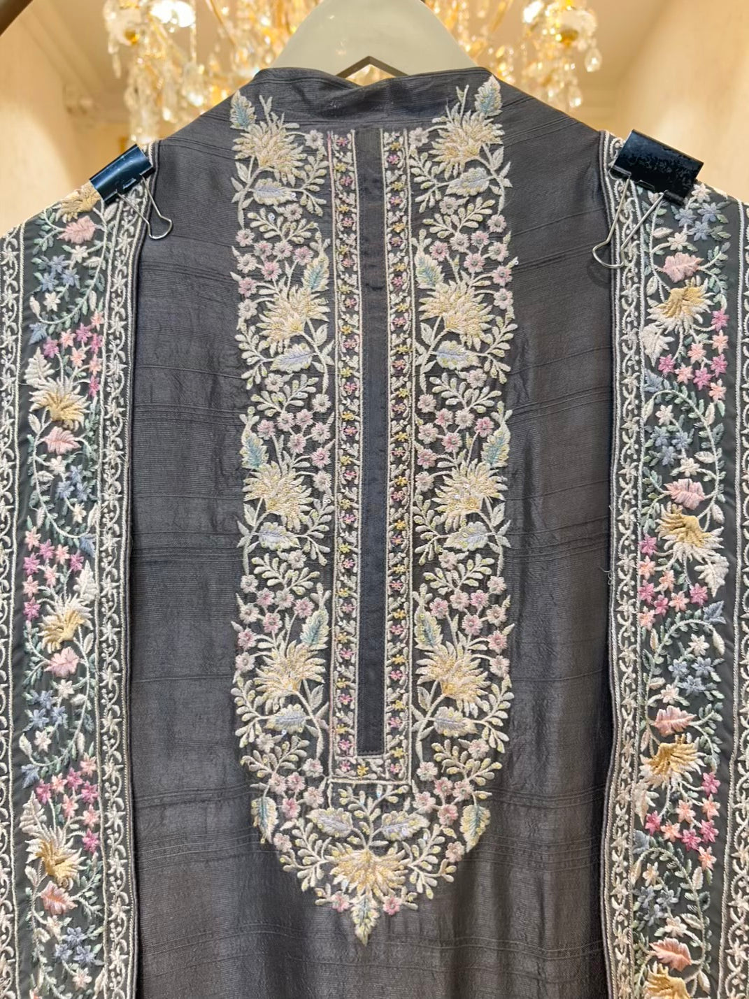 Meher Summer Silk Élan Suit (Dark Grey)