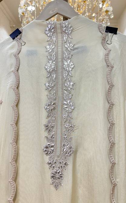 Ruhvani Leathercraft Organza Suit