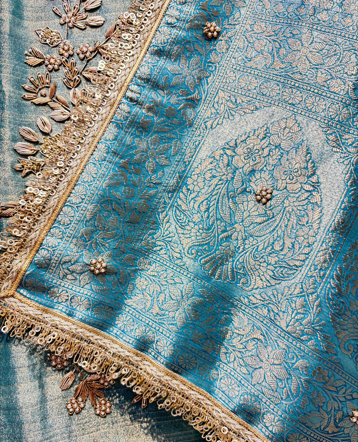 Banarsiya Royale Suit
