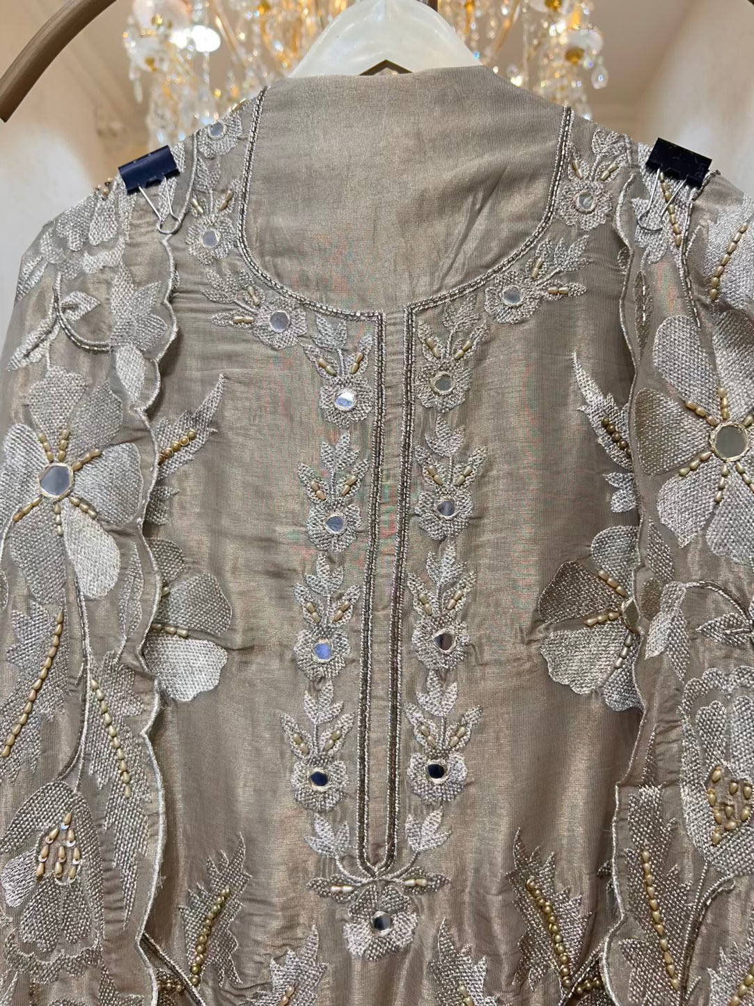 Noorika Sheesha Pearl Suit (Beige)