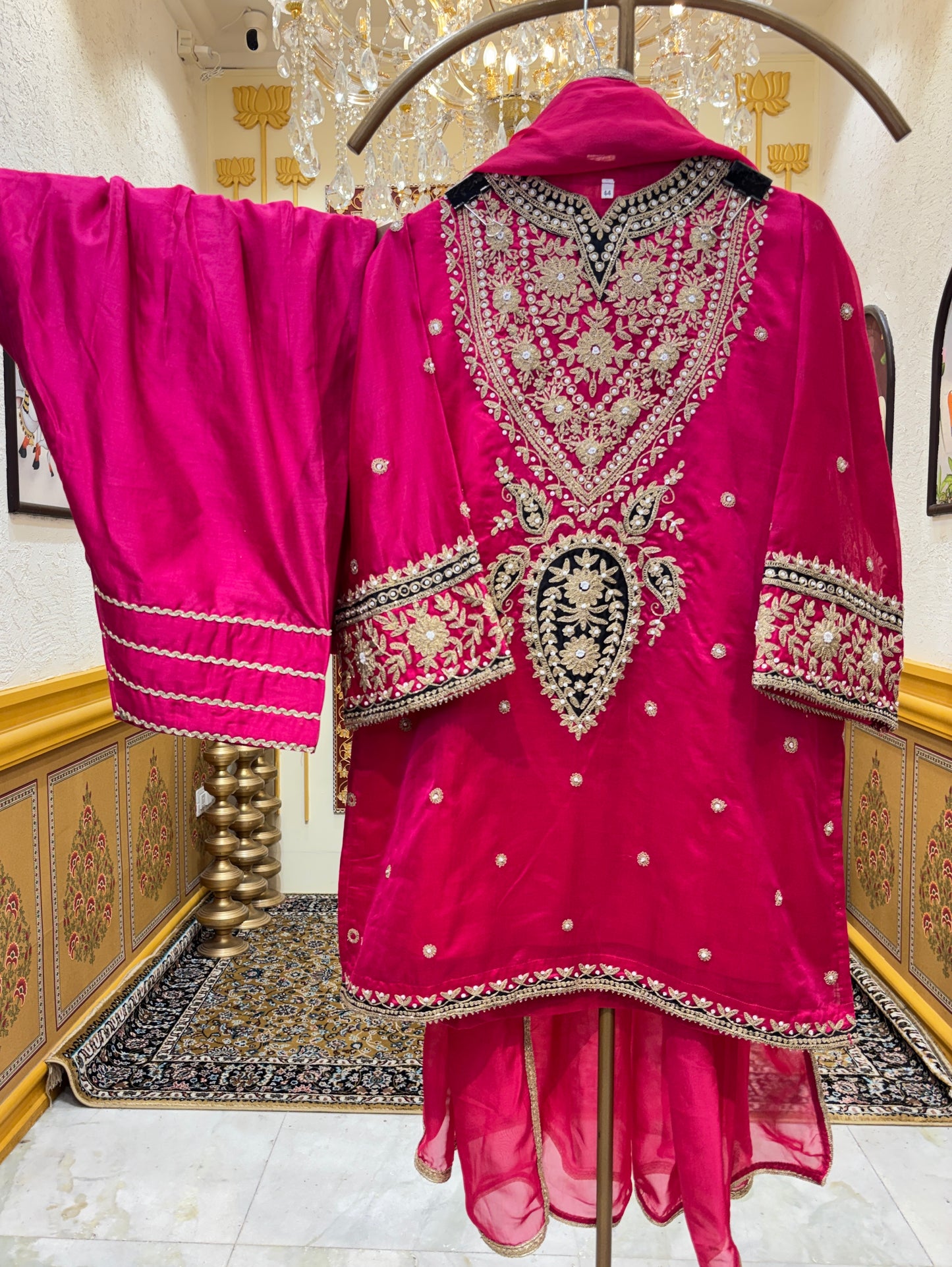 Mehrzoya Farshi Chanderi Set