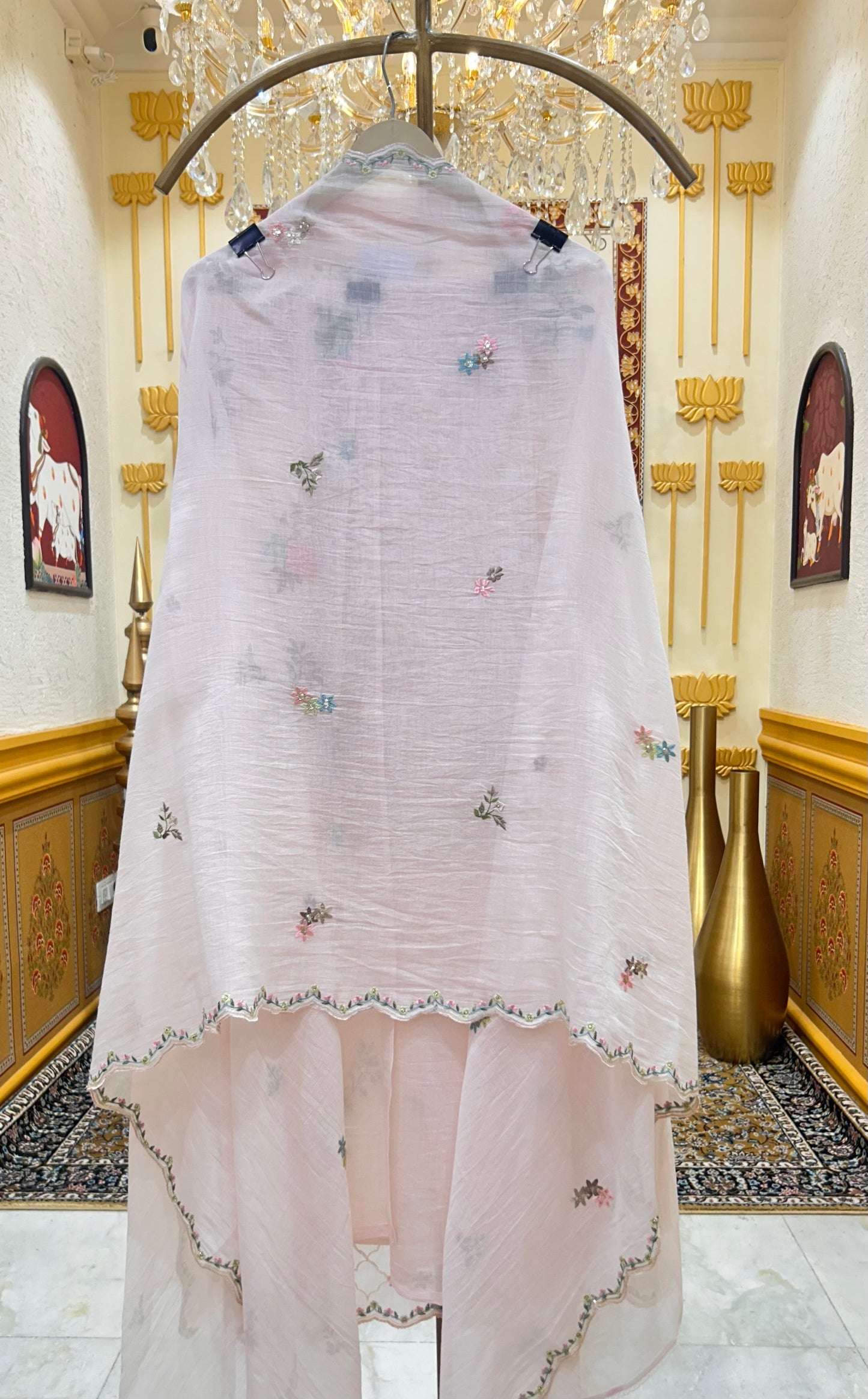 Vihana Resham Grace Suit (Pink)