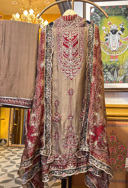 Zarielle Éclat Crêpe Suit