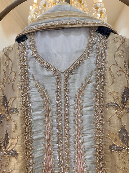 Aurelia Noor Anarkali Set