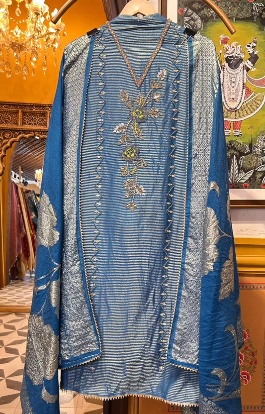 Aayeen-e-Noor (Blue)