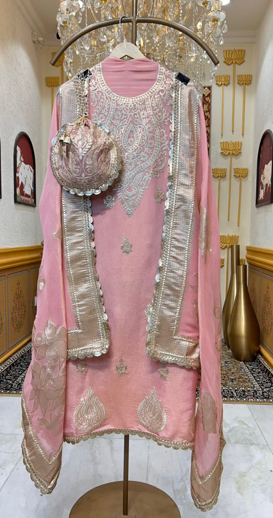 Arezza Veilcraft Suit (Pink)