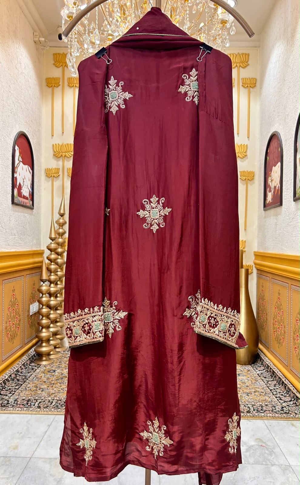 Raagini Royale Suit