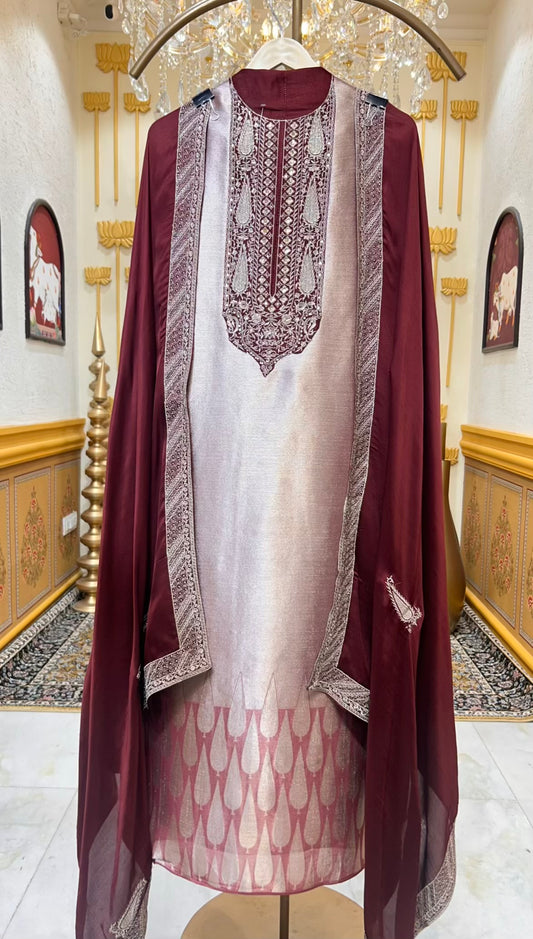 Aayra Zari Utsav Suit (Pink)