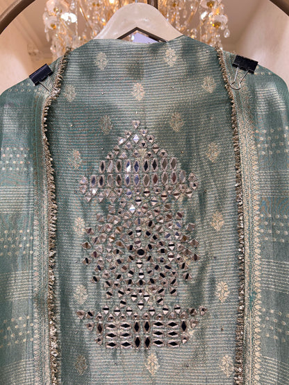 Aavira Aaina Veil Suit (Green)