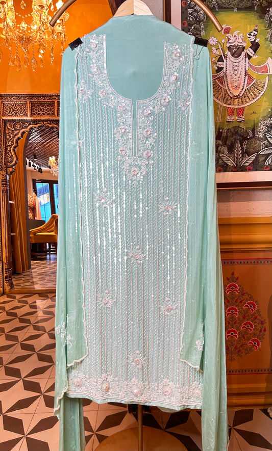Neysa Crepe Suit