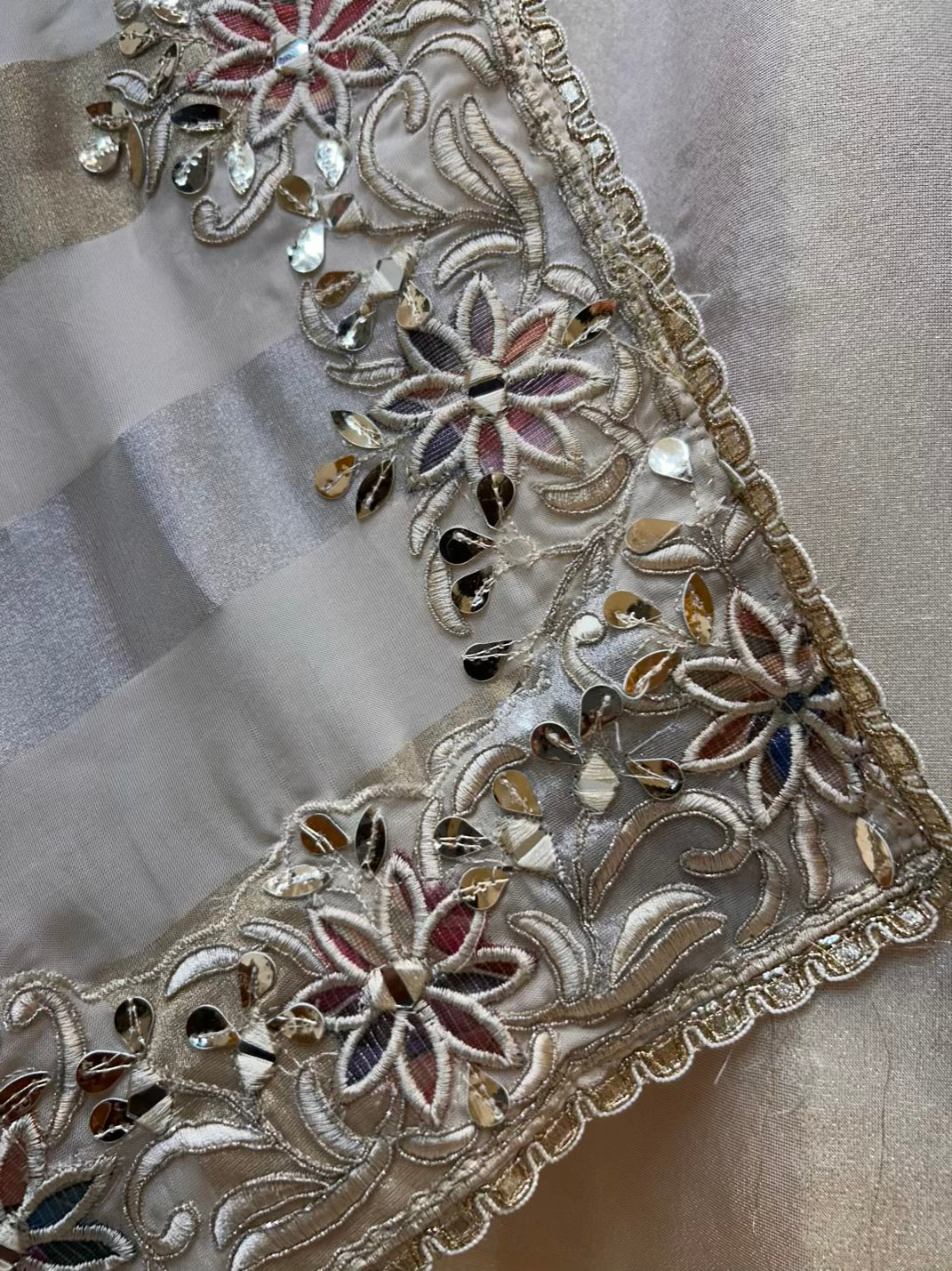 Arezya Aaina Élan Suit (Ivory)