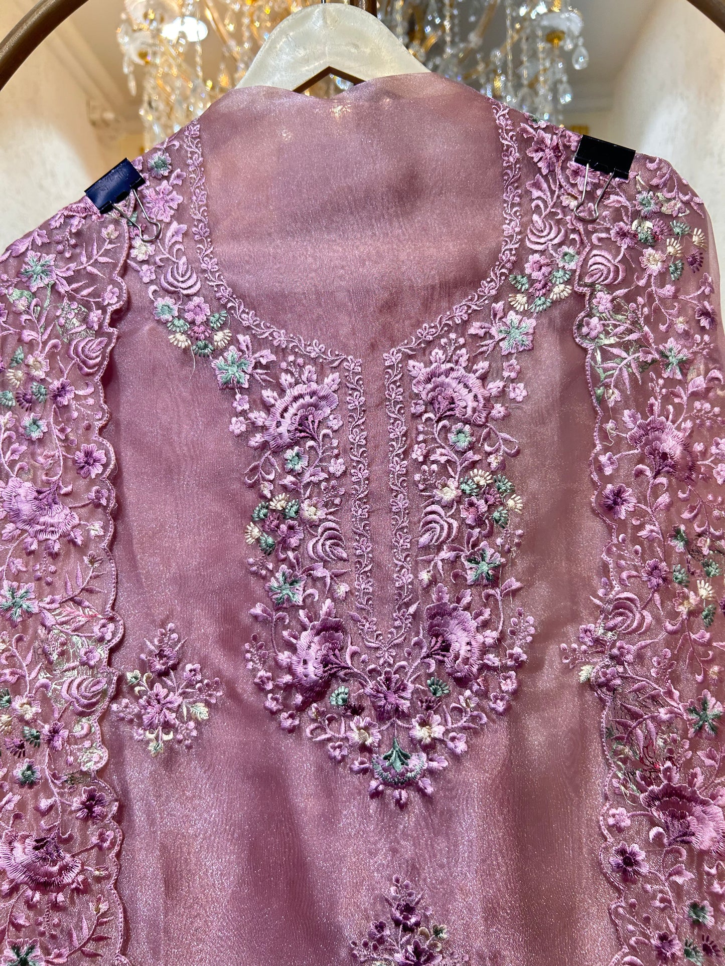 Husna Threadcrafted Suit (Lavender)
