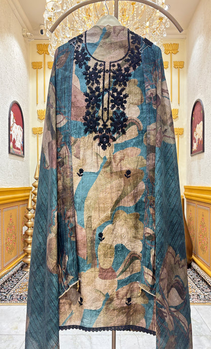 Gulnaaz Printed Muslin Suit