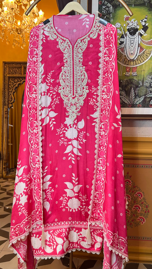 Nairiti Muslin Suit (Pink)