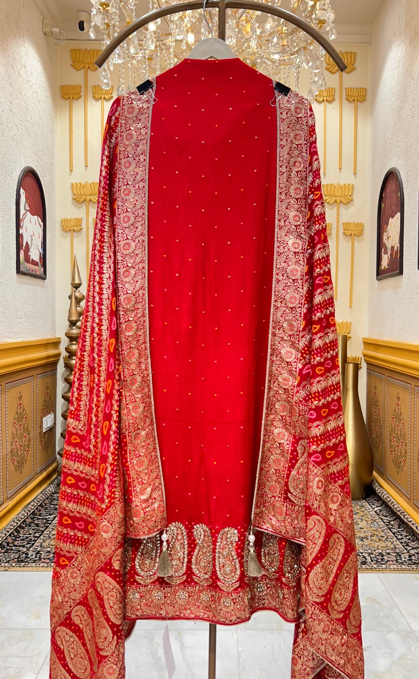 Zareva Bandhani Suit