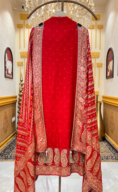 Zareva Bandhani Suit