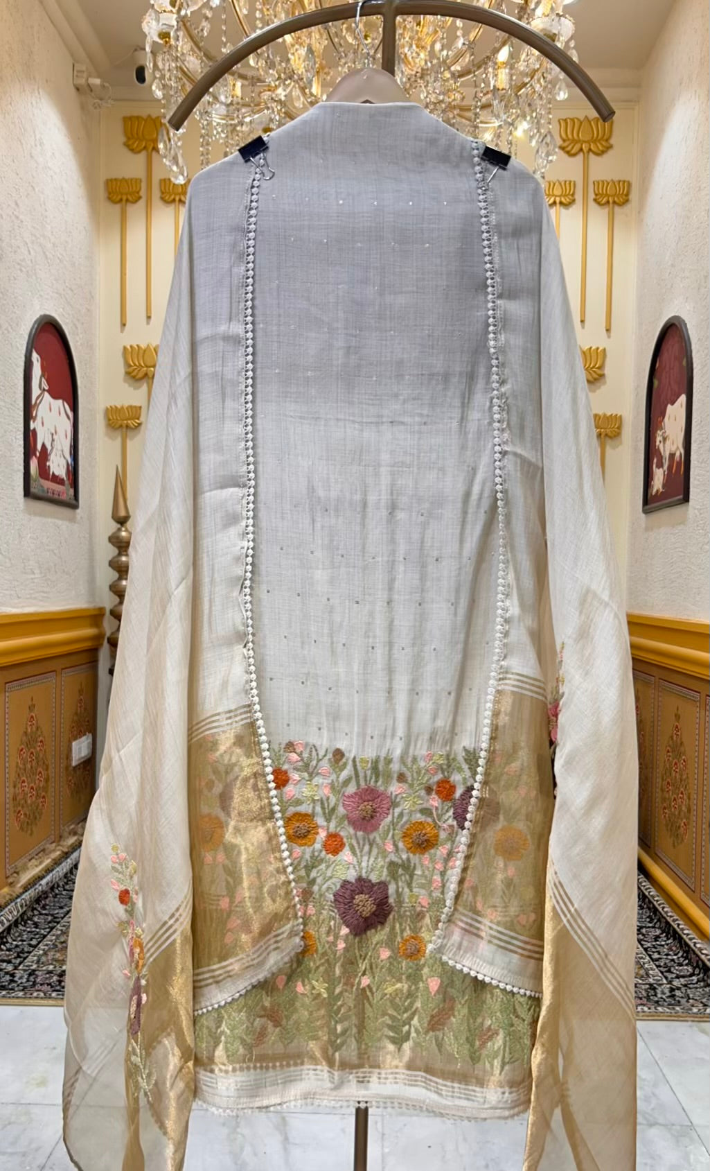 Nivara Resham Chanderi Suit