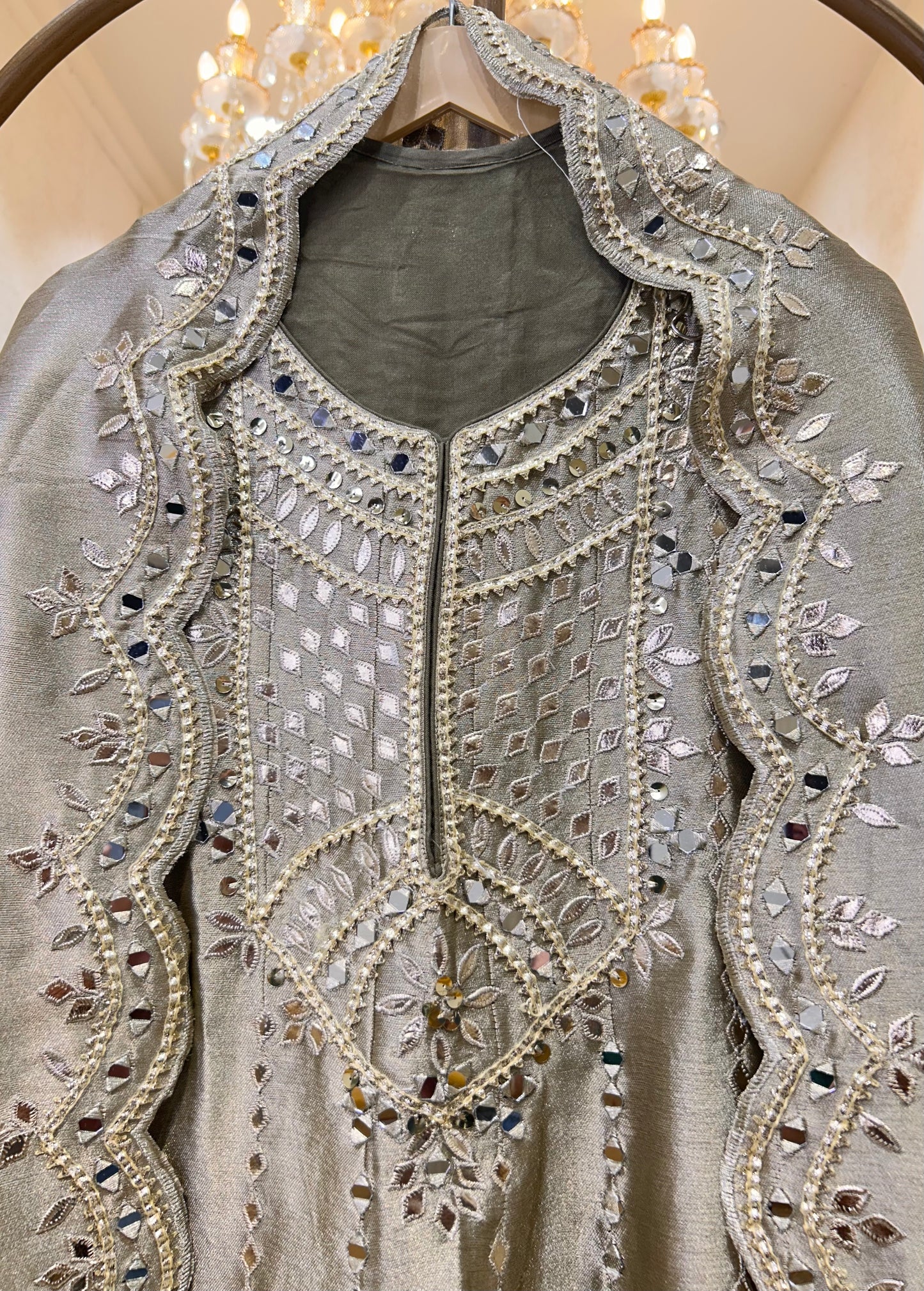 Kanchana Royale Suit