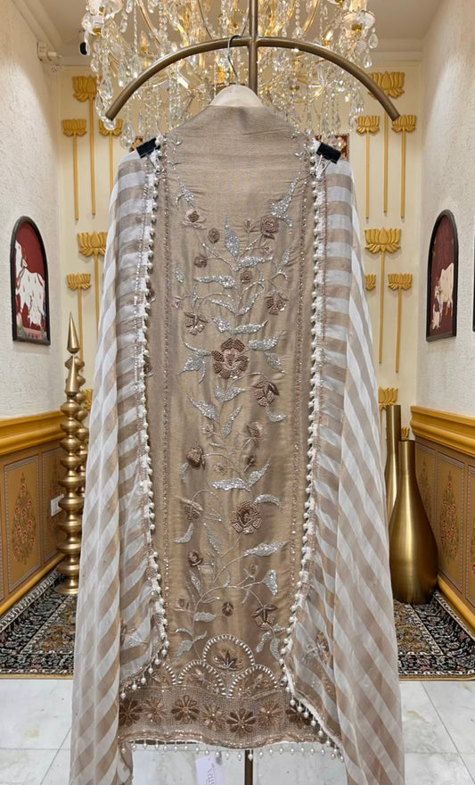 Zarehza Cutdana Élan Suit (Beige)
