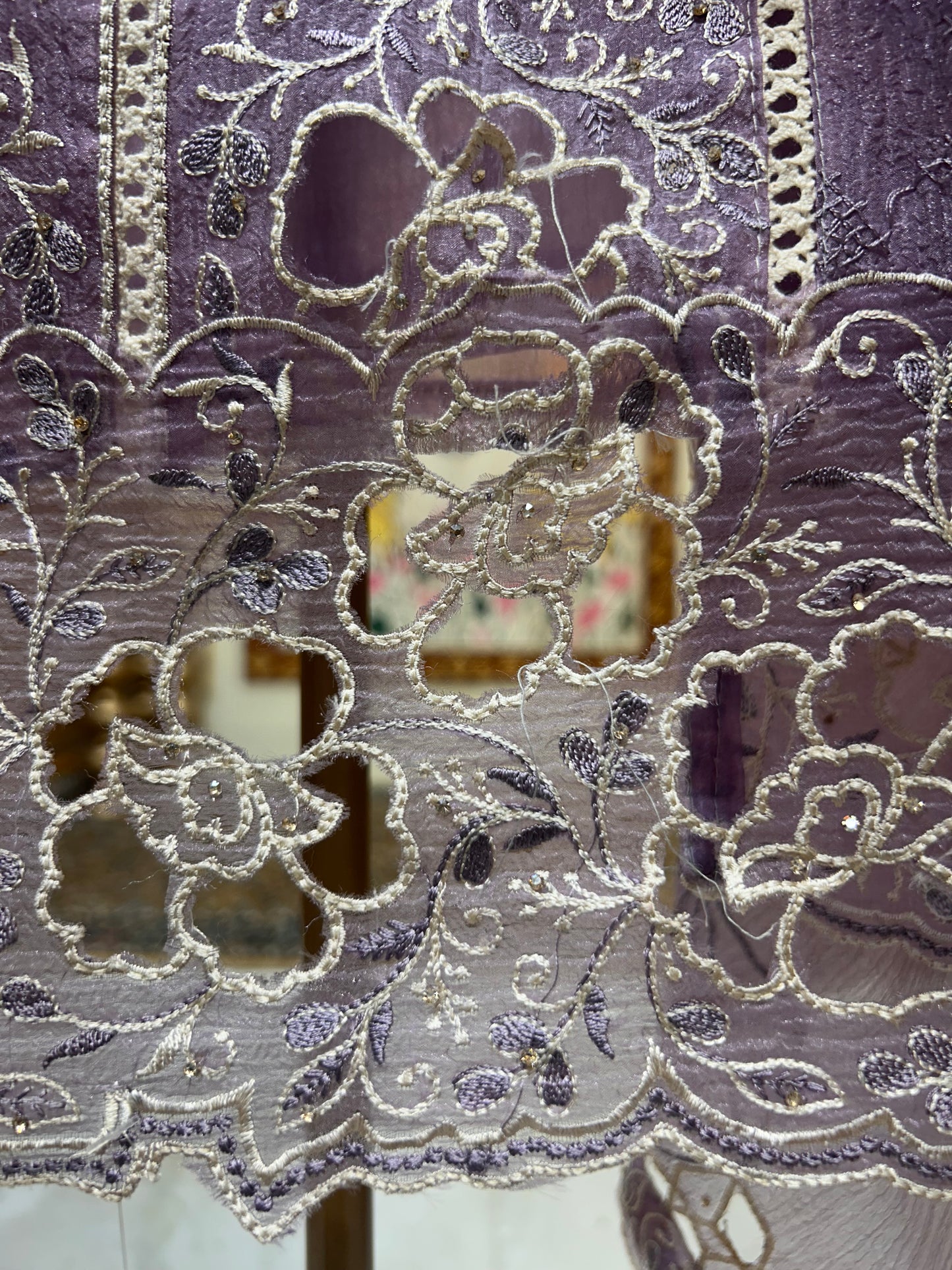 Sahira Thread & Lace Suit (Lavender)