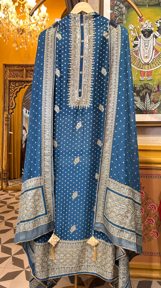 Adaayein Organza Suit (Peacock Blue)