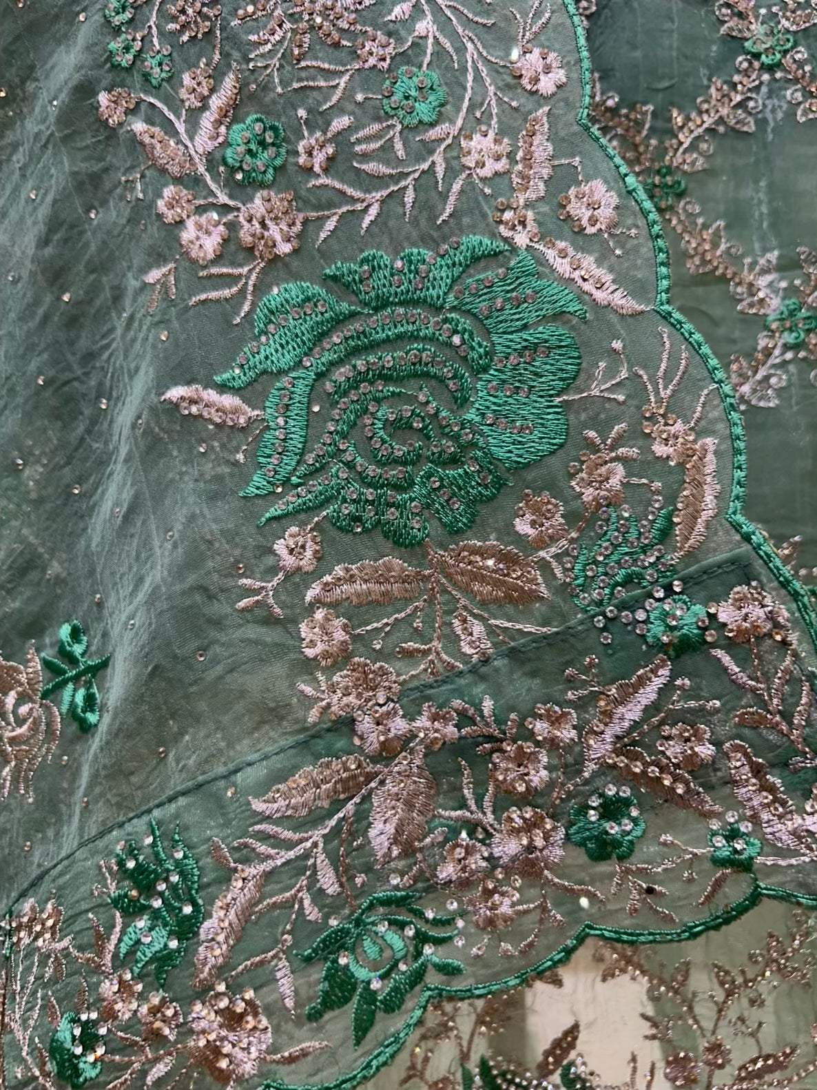 Mehrya Zari Élan Suit (Green)