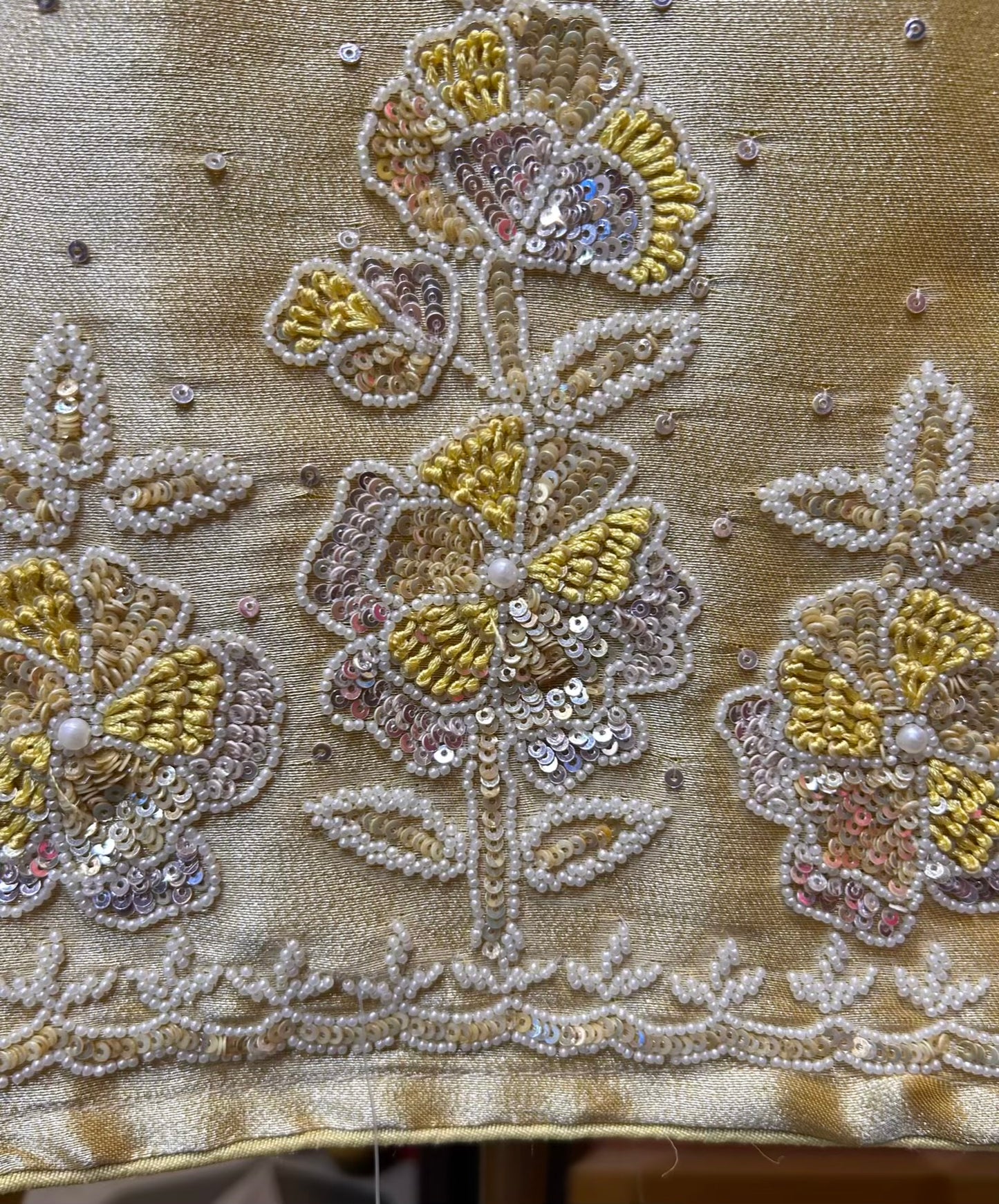 Zareen-é-Moti (Yellow)