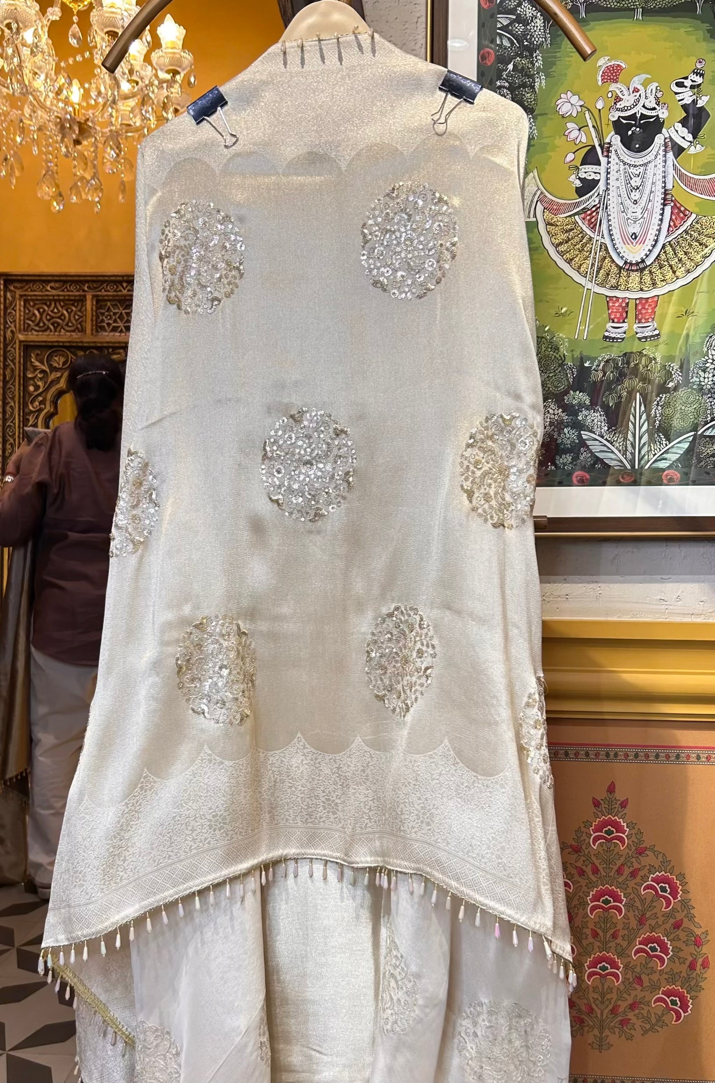 Sunehri Saaye Suit