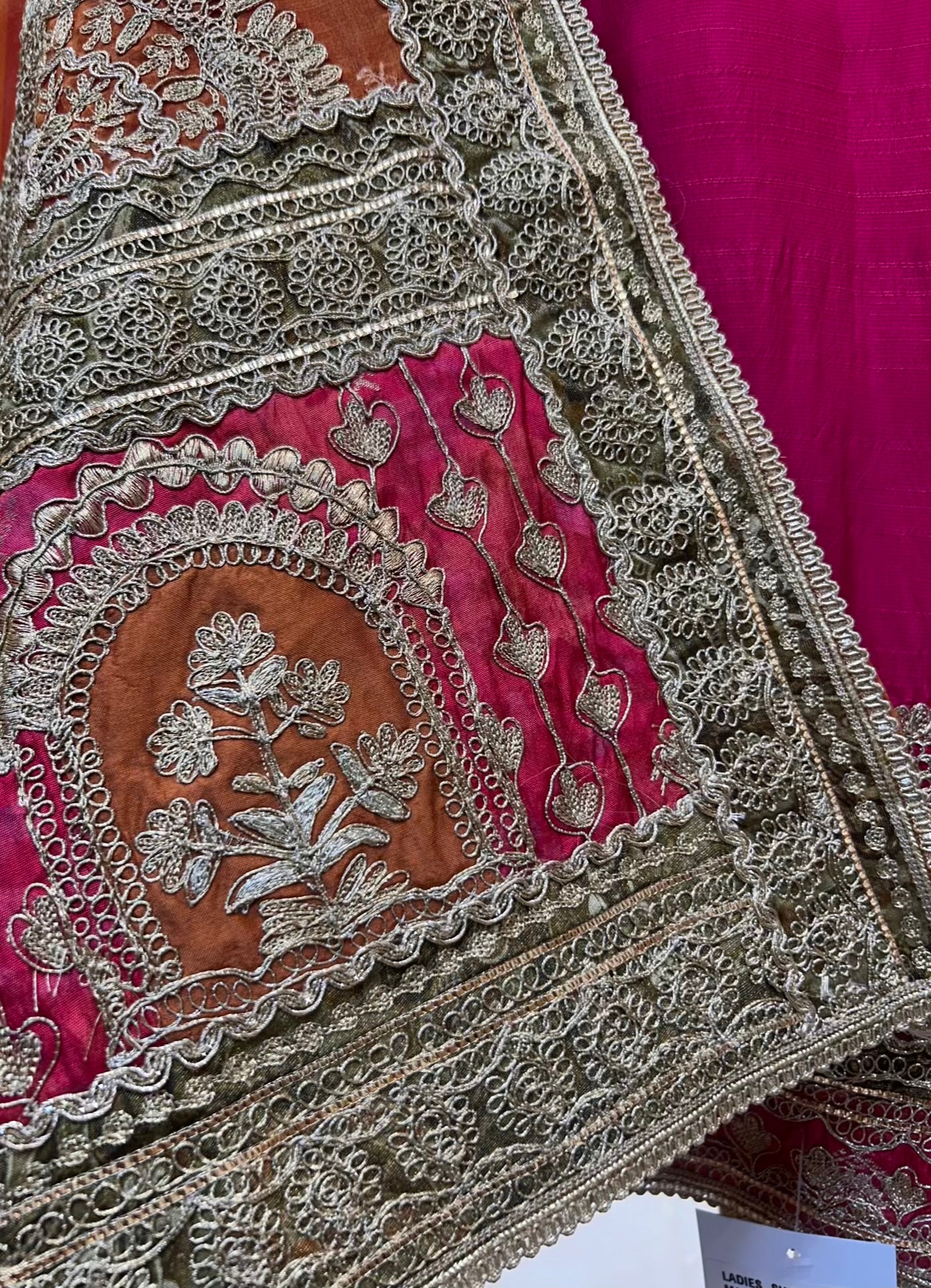 Zaylira Dori Gul Suit (Magenta)