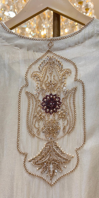 Vihana Cutdana Silk Suit