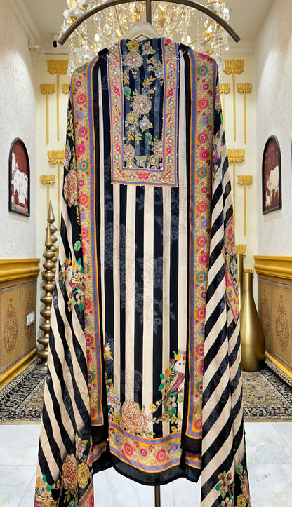 Aarani Crepe Suit