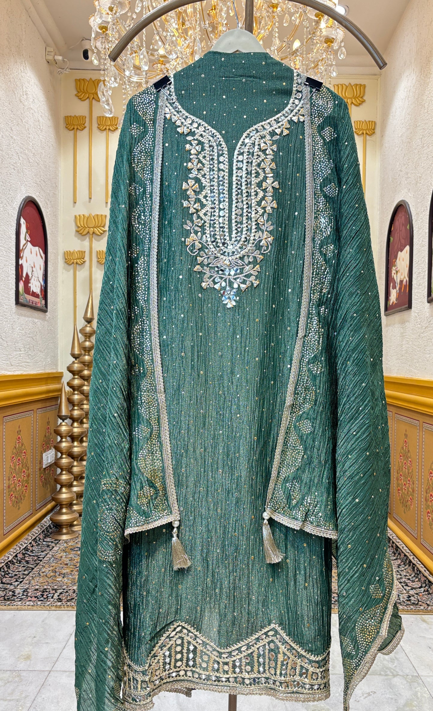 Rajnoor Grace Suit