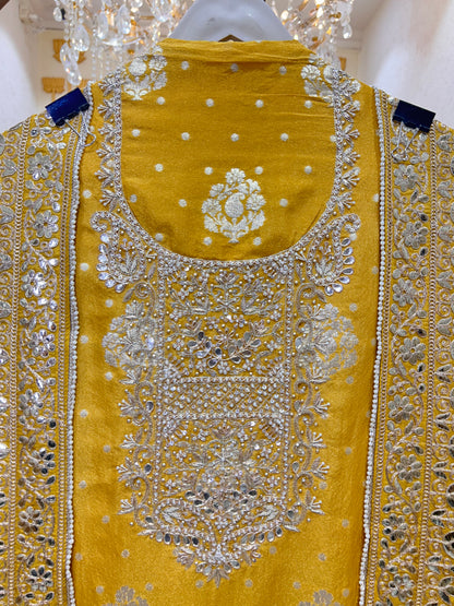 Mehtaab Banarasi Suit