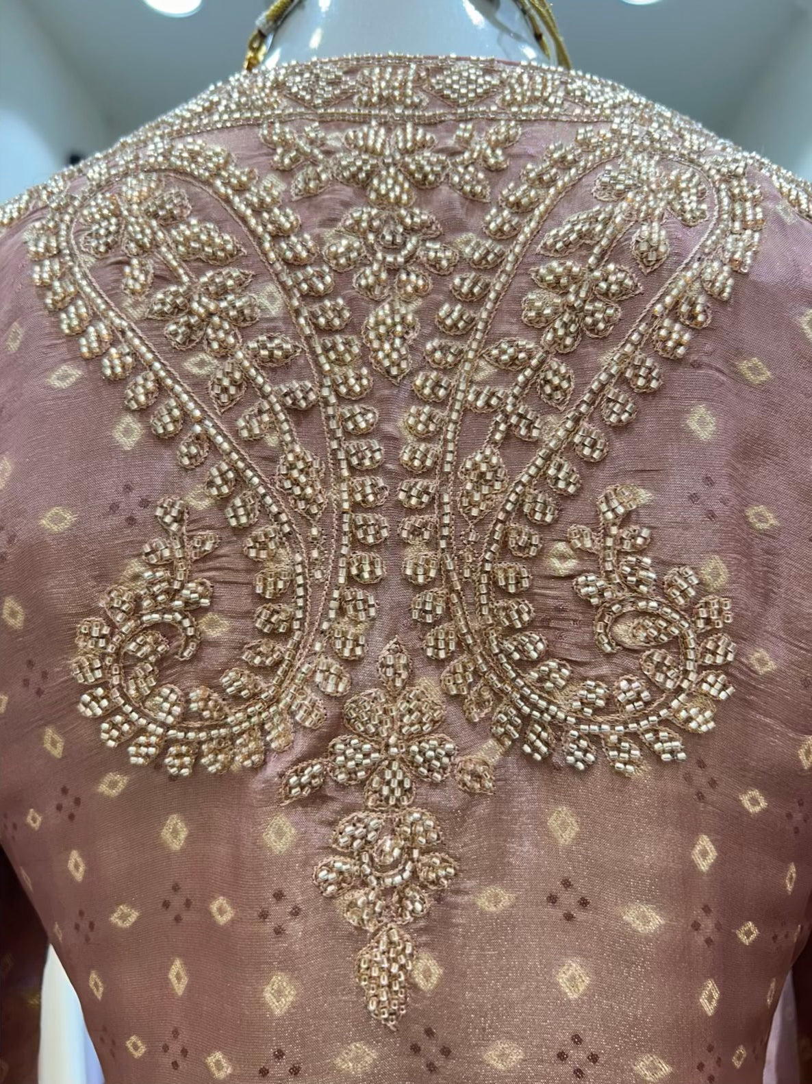 Ruhmehar Pakistani Silk Élan Set (Pink)